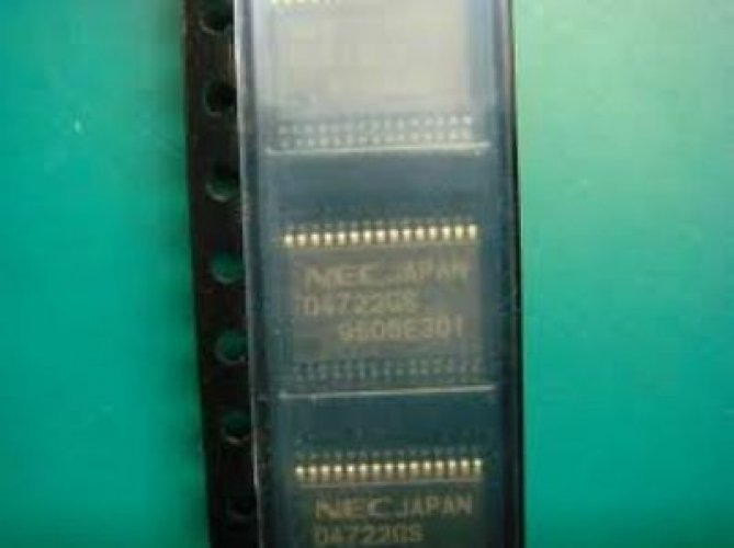 NEC UPD4722GS-GJG SSOP-30 RS-232 LINE DRIVER/RECEIVER AT