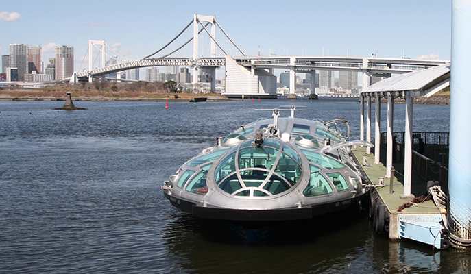 The <i>Himiko</i> boat docked at Odaiba