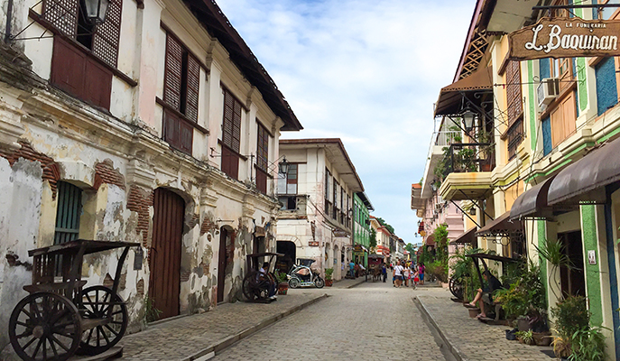 The streets of Vigan (Photo: Akarat Phasura / Shutterstock.com)