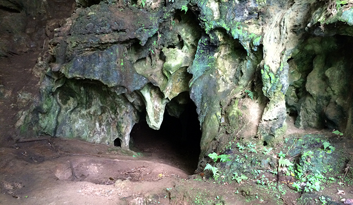 Igang Cave