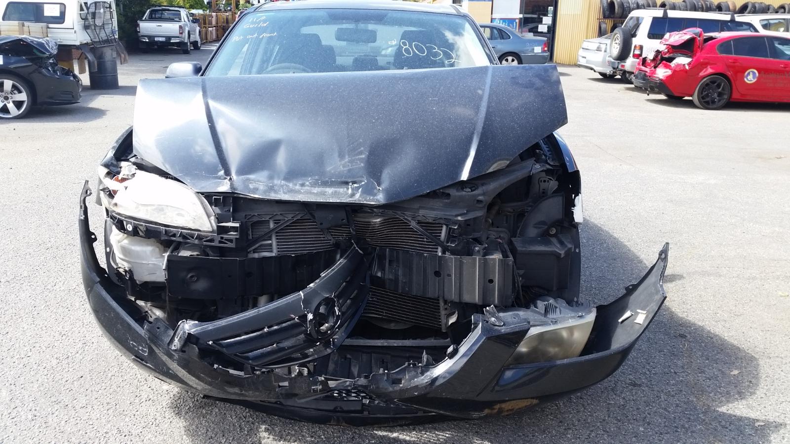 View Auto part Engine Mazda 3 2005