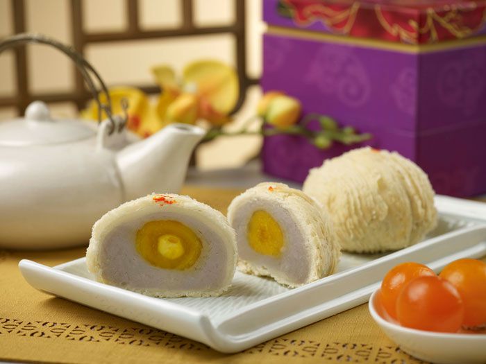long-jiang-classic-signature-yam-paste-mooncake