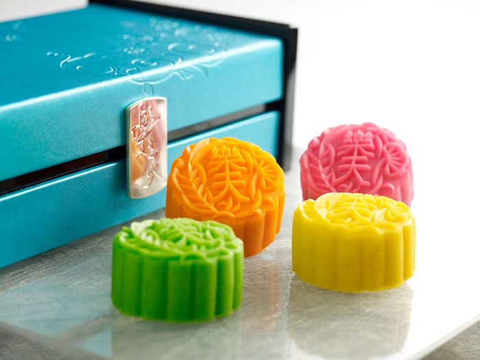 paradise-group-pomelo-mooncake-in-mango-snow-skin