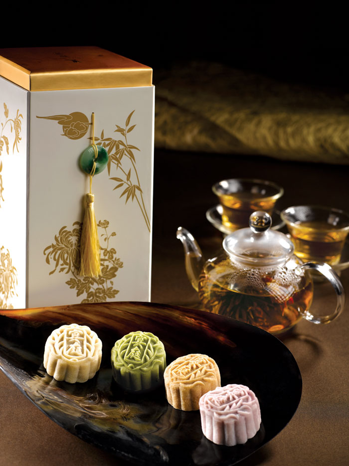 st-regis-royal-milk-tea-snowskin-mooncakes