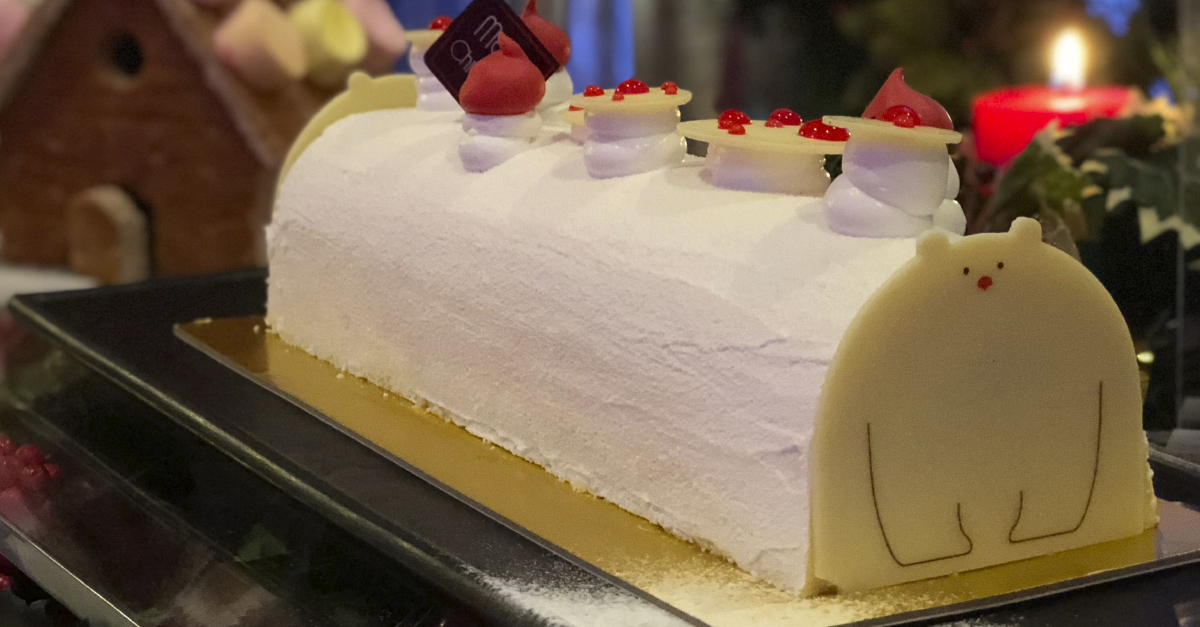 Snow White Coconut Pineapple Log Cake