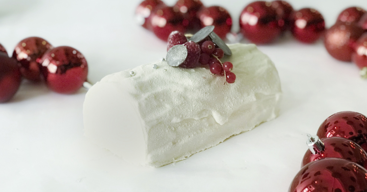 Christmas White Night Log Cake