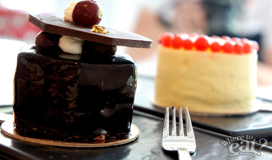 Foret Noir Cake (Front), Monet Cake (Back)