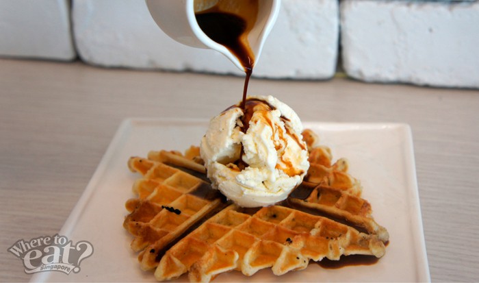 Affogato Waffle