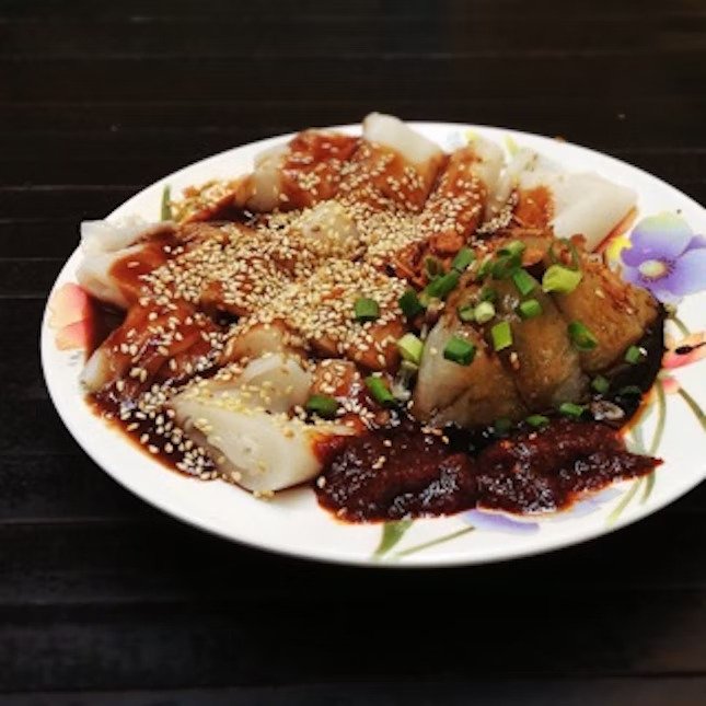 Chee Cheong Fun (2 pcs) + Soon Kueh (1 pc)