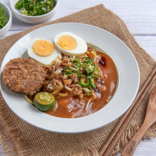 Mee Rebus with Begedil