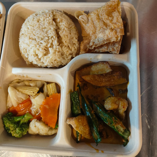 Mutton Curry w/ Crispy Yuba and Mixed Vegetables Brown Rice Bento Set
