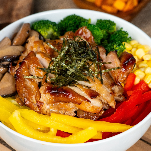 Sous Vide Chicken Breast Salad Bowl