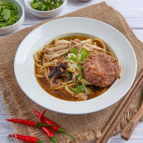 Mee Soto with Begedil