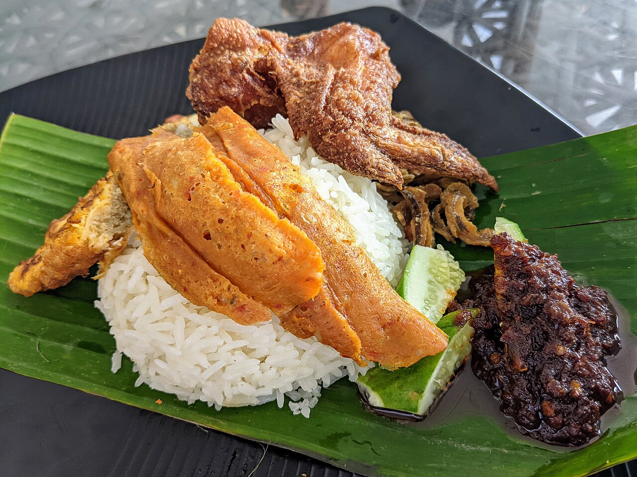WhyQ Green Leaf Nasi Lemak