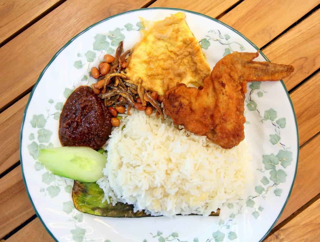 WhyQ Yuriqa Muslim Food (01-38)