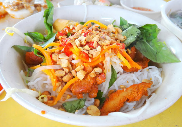 WhyQ Viet Thai Food (01-72)