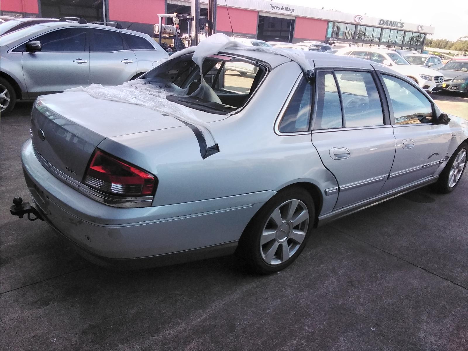 View Auto part Left Taillight Ford Fairlane 2007