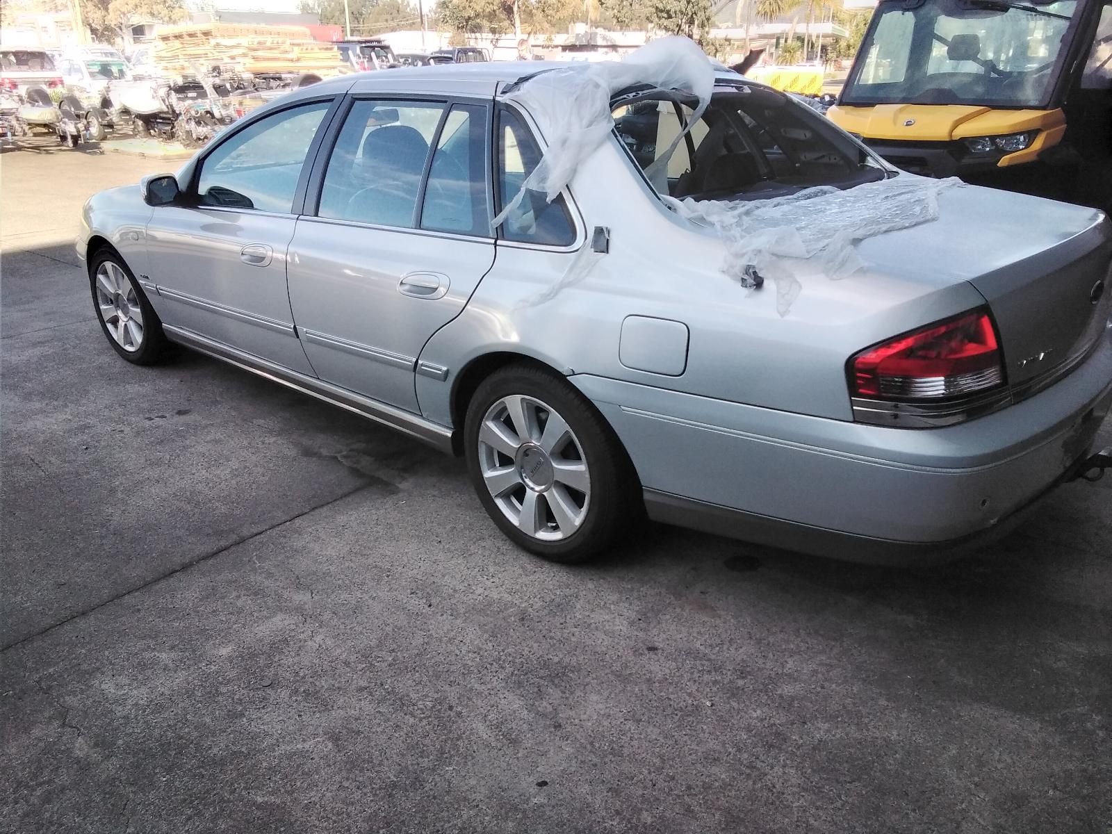 View Auto part Left Taillight Ford Fairlane 2007