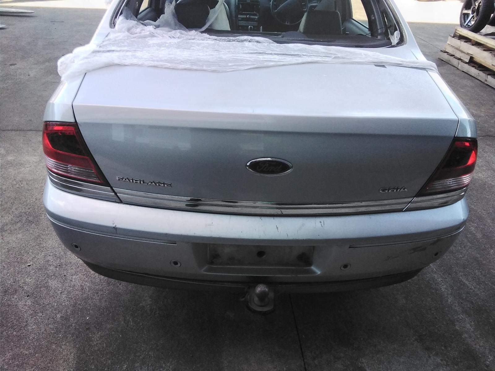 View Auto part Left Taillight Ford Fairlane 2007