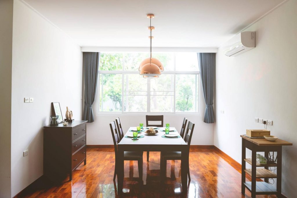 Dining Room ตกแต่งเรียบหรู
