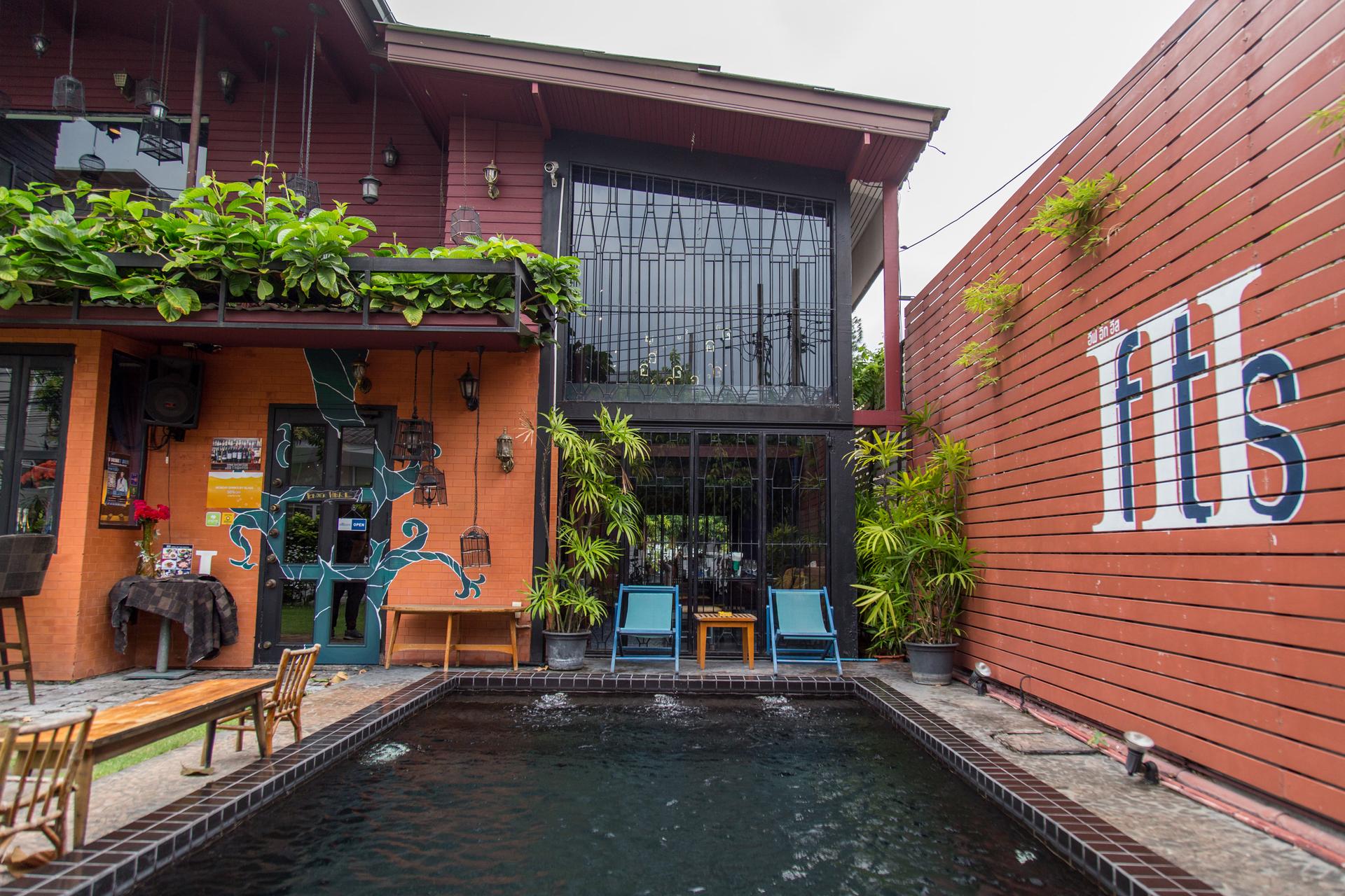 Garden & Pool