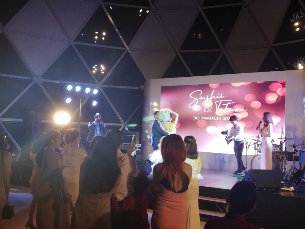 งานแต่งสุดอลังการที่จัดในอาคารสุดเก๋ที่นี่