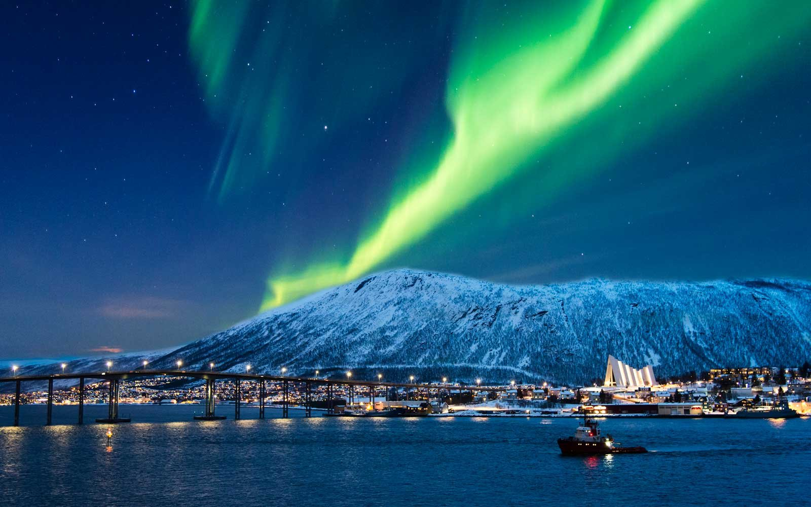 best-5-countries-haunting-borealis Russia