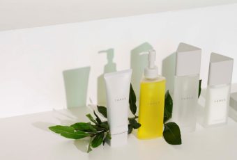 New Holistic Care Line ‘THREE’ สกินแคร์สูตรใหม่ ! บำรุงพร้อมปกป้องผิวจากมลภาวะ