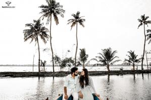 Photos by MoonWedLock