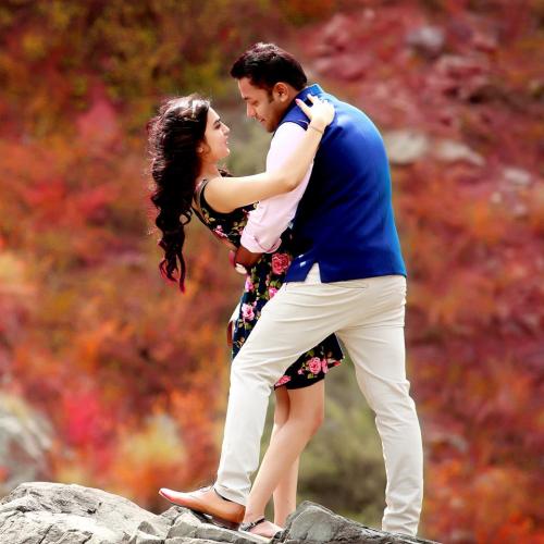 Photos by Aroraz Studio...The Wedding Photographers