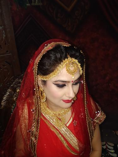 Photos by Ace school of makeup