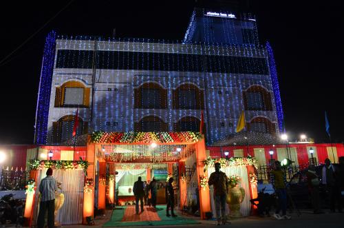 Photos by Imagic Production