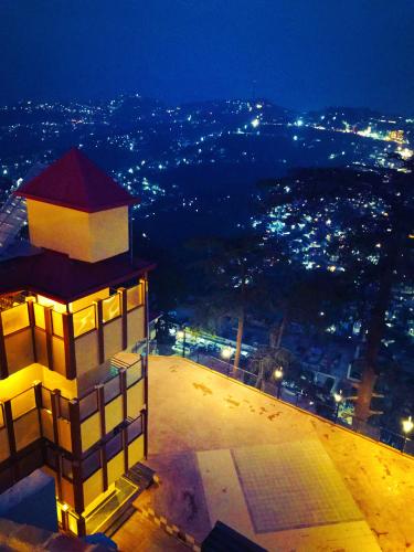 Photos by Hotel Willow Banks 