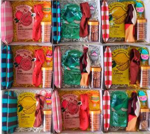 Photos by The Giftidy