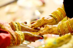 Photos by DK Wedding Studio