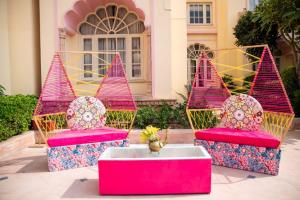 Photos by theme weavers design