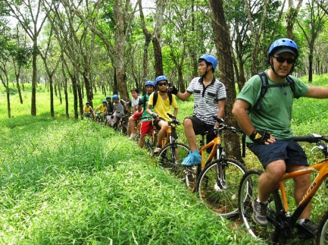Bersepeda di Citatih Sukabumi Cherokee Adventure di Sukabumi