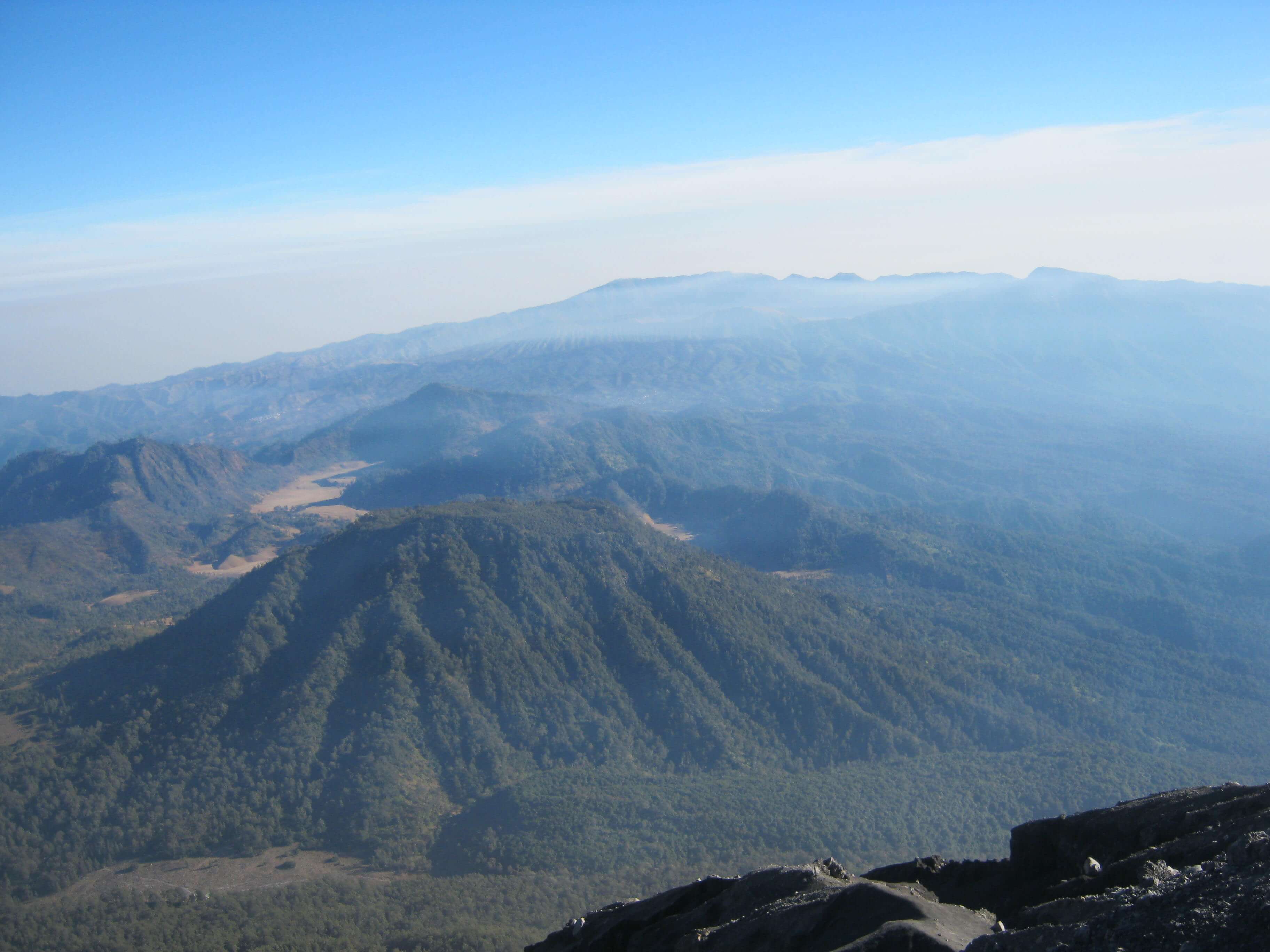 Pemandangan dari Puncak Mahameru