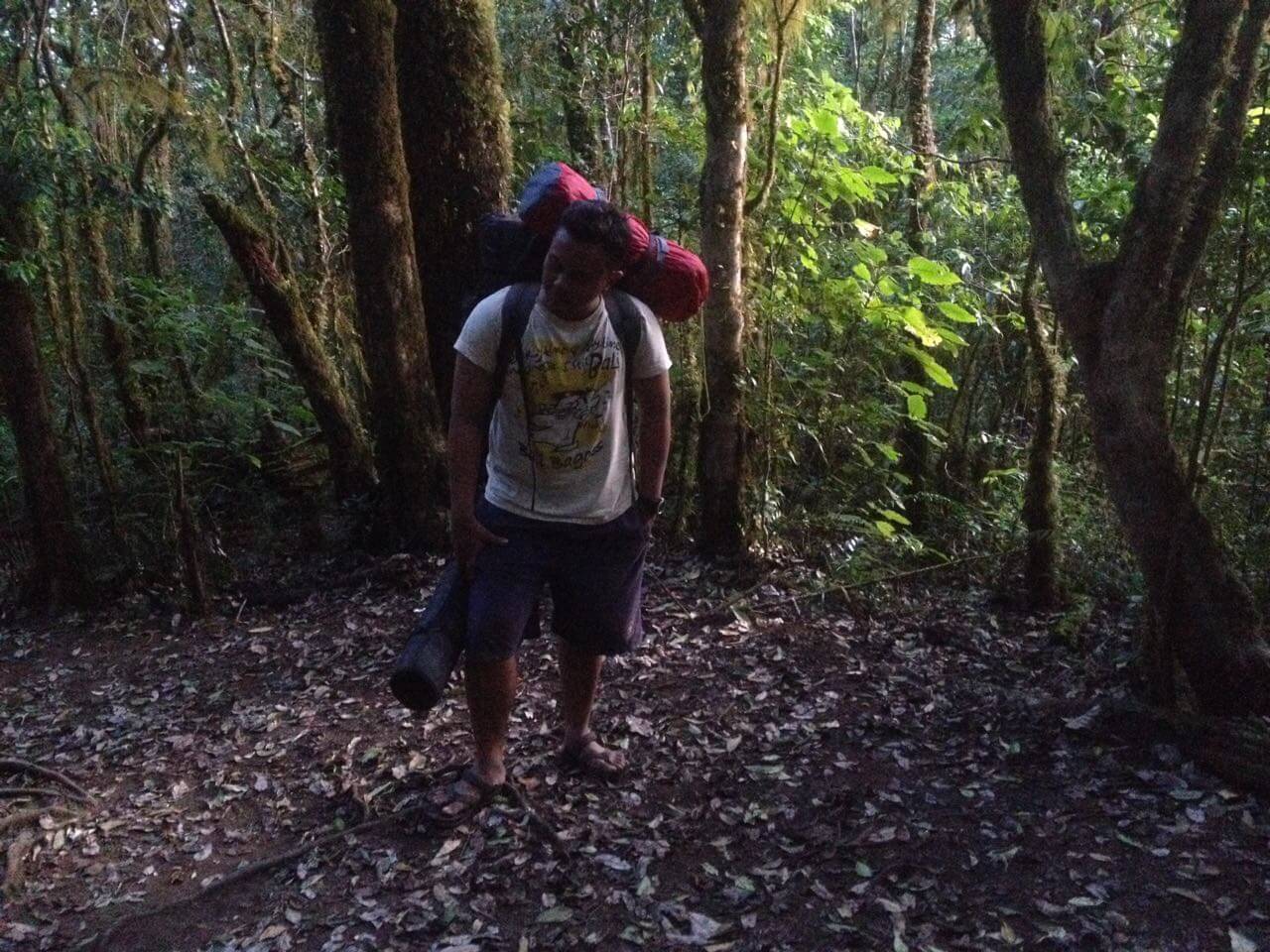 Bagus sedang 'menikmati' perjalanan (Foto oleh : @afvendiant)