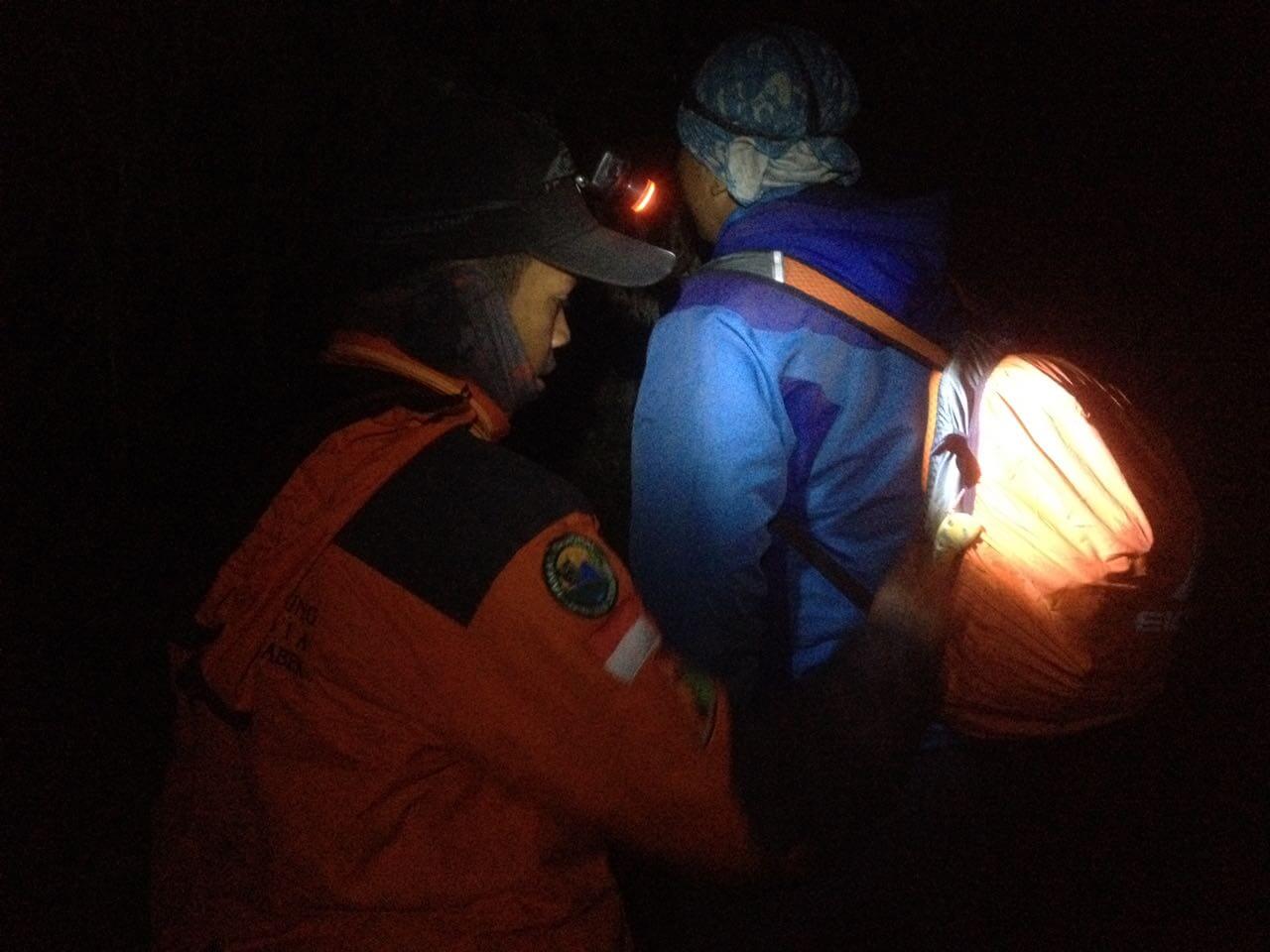 Summit Attack Ciremai via Apuy (Foto oleh : @afvendiant)