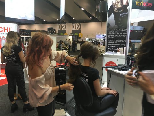 Lizzie Liros @ Hair Expo - SP stand