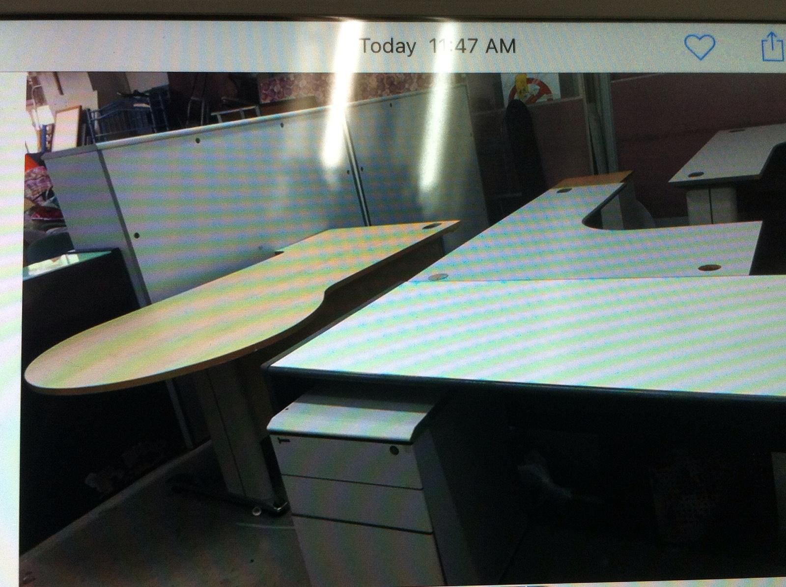 Clearance Sale of Office Furniture and Households Secondhand.hk