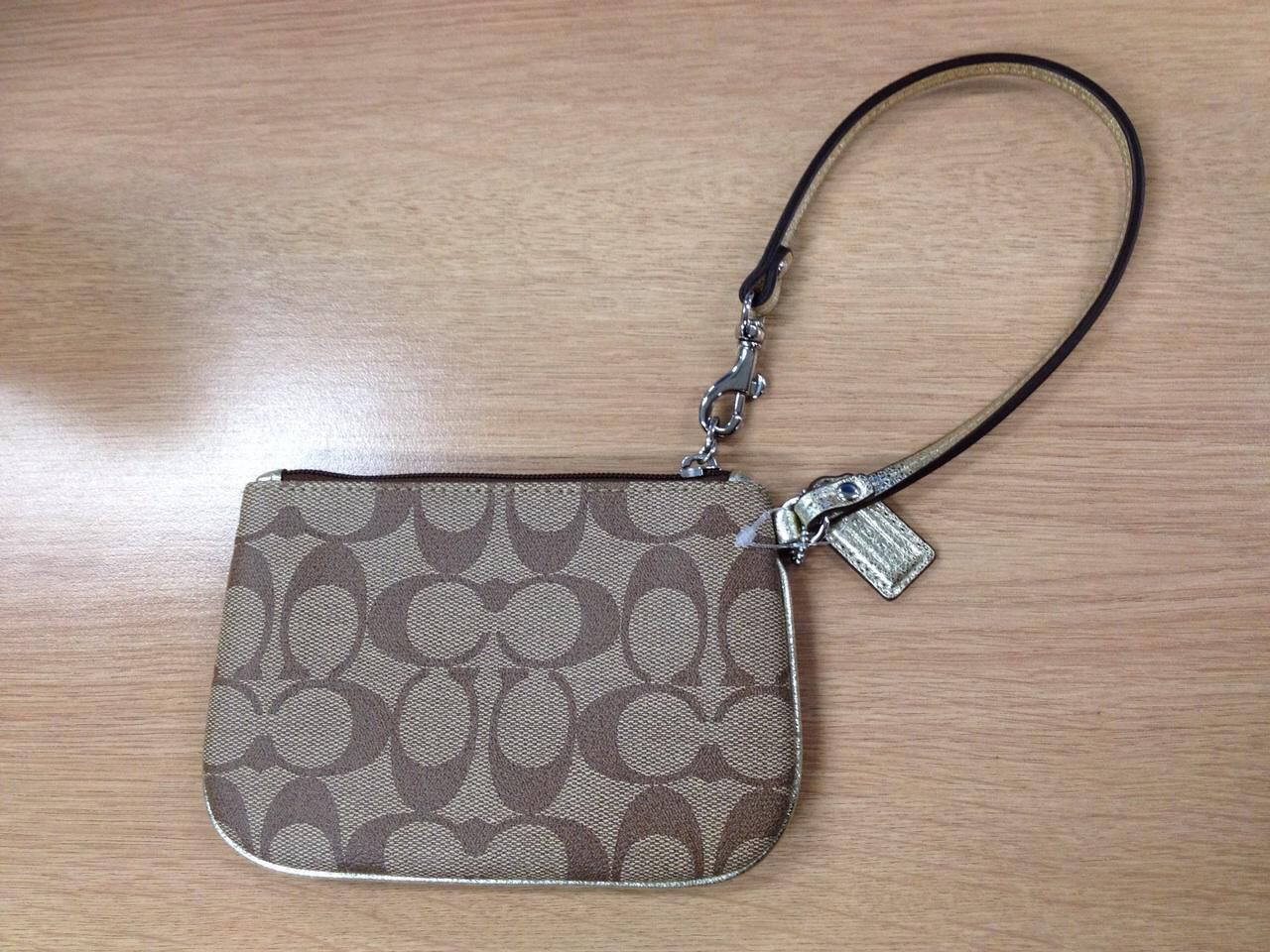 coach wristlets ad-700