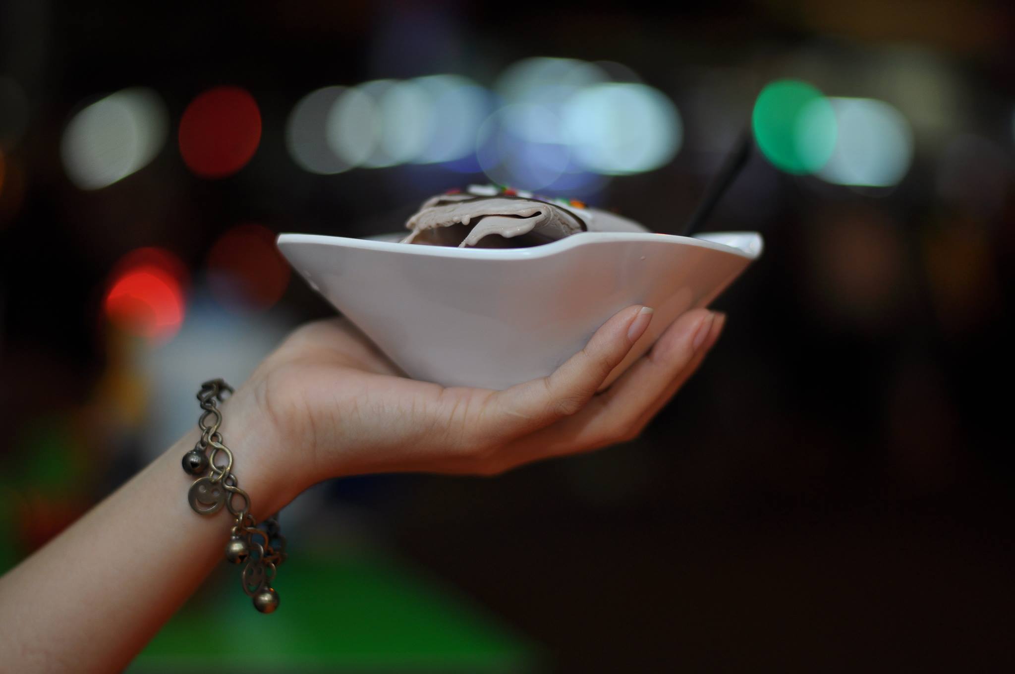 Enjoy ice cream roll in Distric 5. Enjoy ice cream roll in Distric 5.