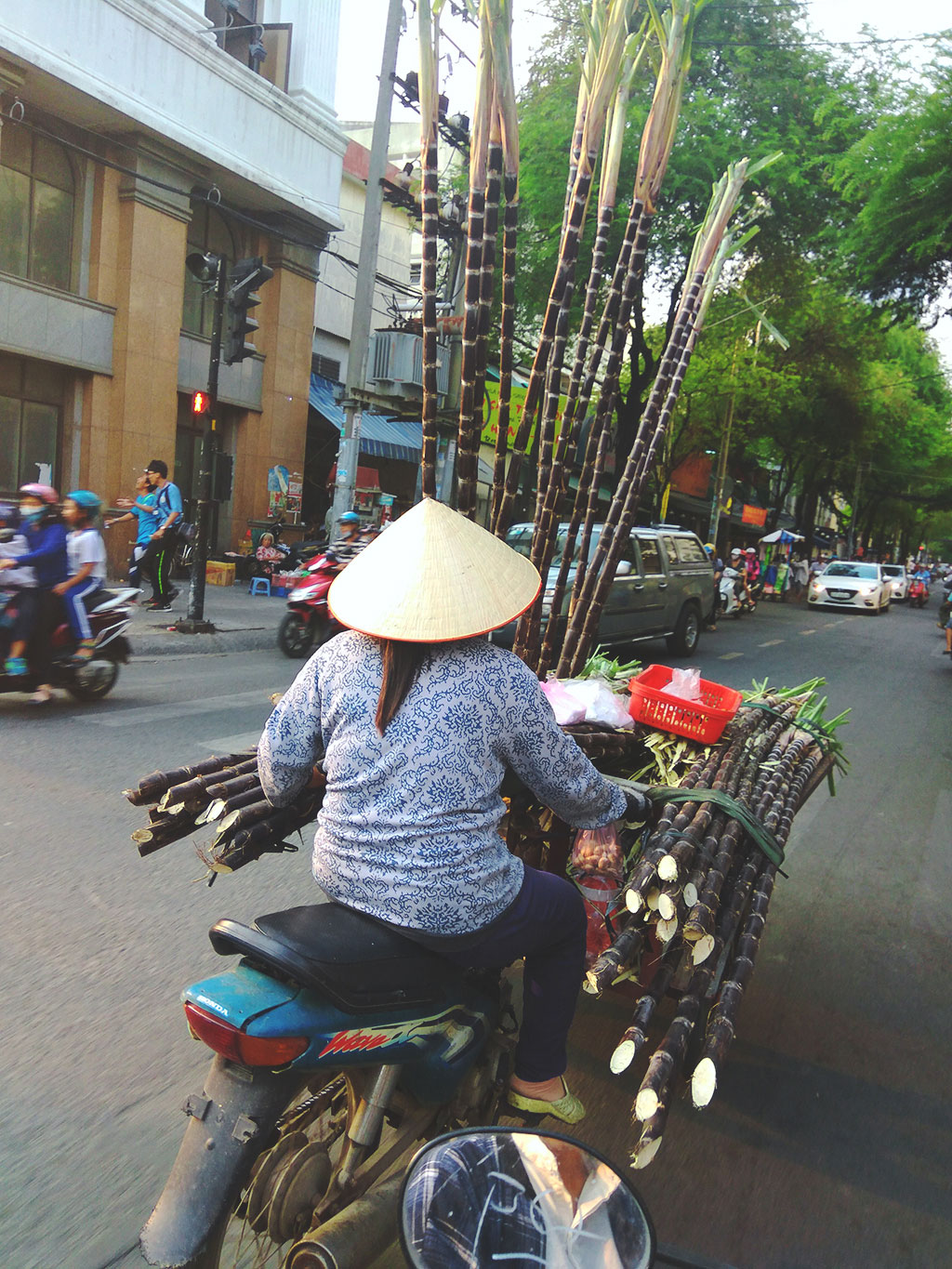 You can find something interesting along the street. You can find something interesting along the street.