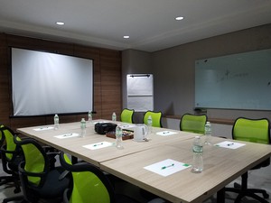 photo of Meeting Room 2 di LO Kuningan 1 0