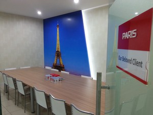 photo of Paris di Mall of Indonesia 4 0