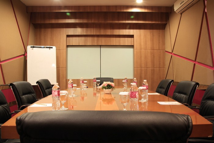 paket-meeting-di-favehotel-ltc-glodok,-echo-room-1