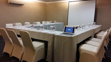 photo of PITUNG 5 Room, Favehotel PGC Cililitan 5