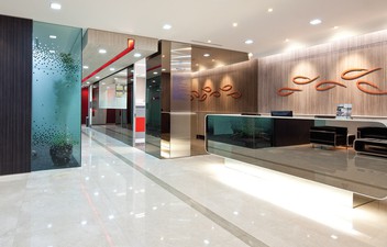photo of Rhone Room, Lt 35 di Equity Tower 0 3